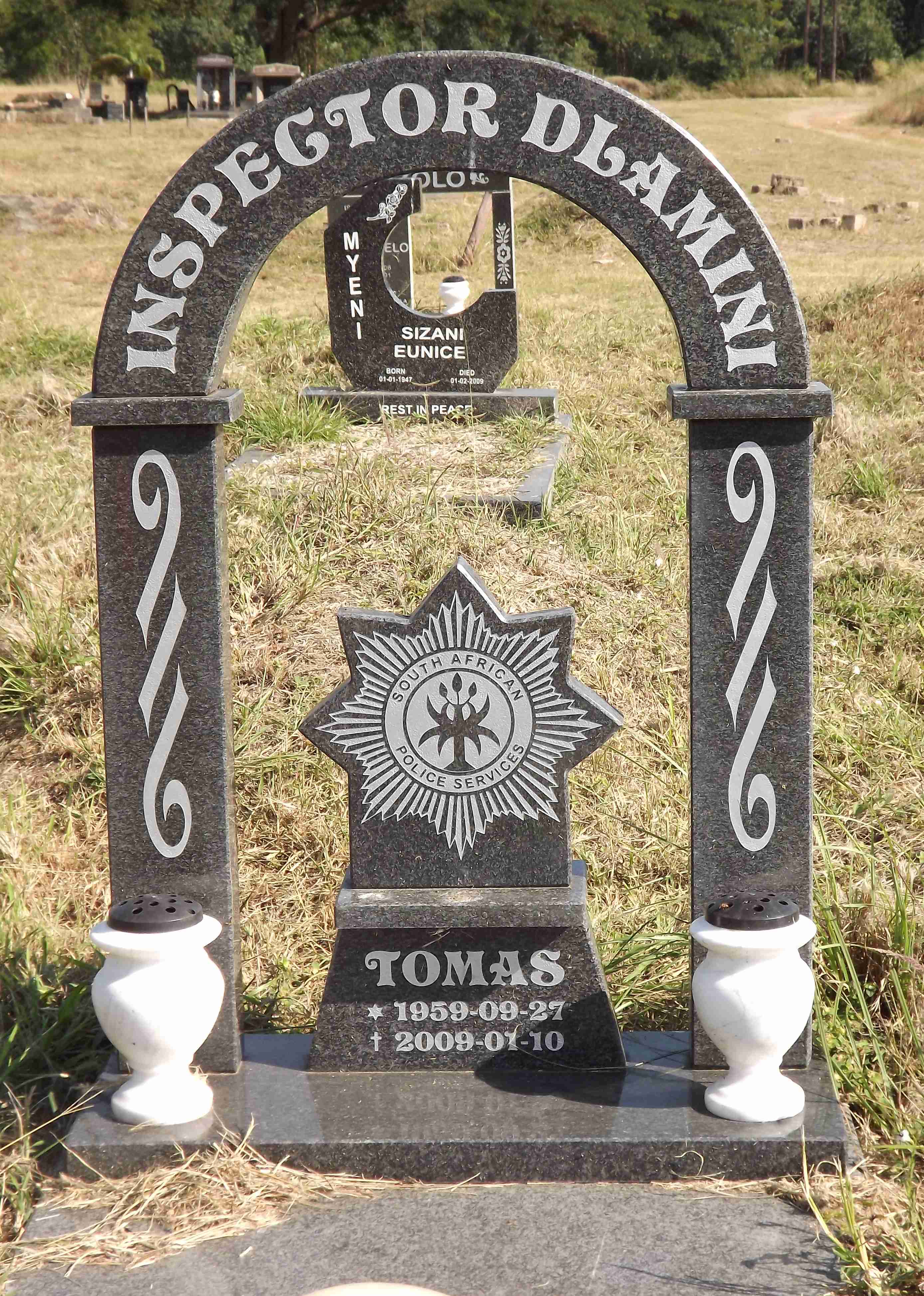 Photo from /search/photos/South Africa/Kwazulu Natal/MTUBATUBA (DUKUDKU) CEMETERY/DLAMINI_T (SAPS).jpg